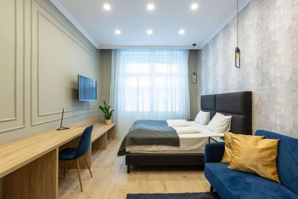 Luxurious Located In The Heart Of Appartement *